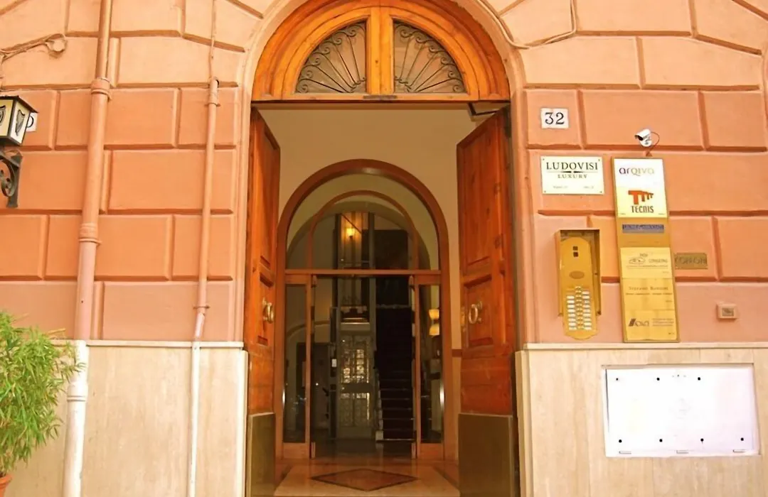 Luxury Ludovisi Rooms-1